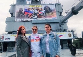 Студенты колледжа посетили корабль «Иван Грен»